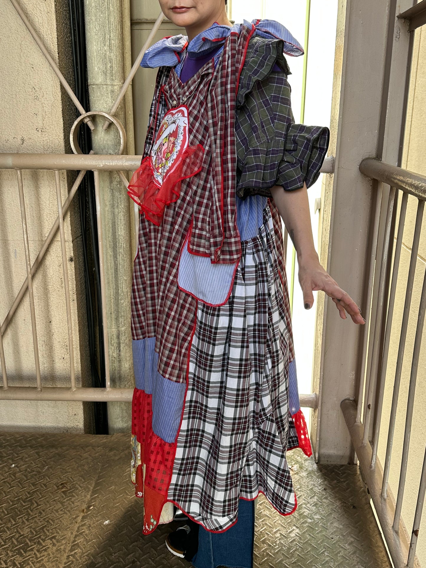 Wハート赤フリルチュールフリル肩ヒモOP
