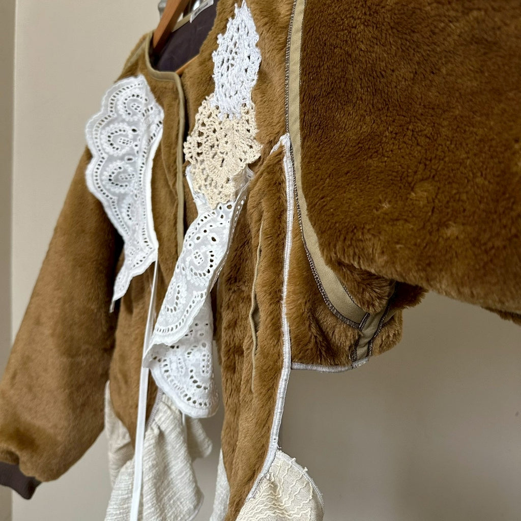 ボアベージュ白レースショットジャケット