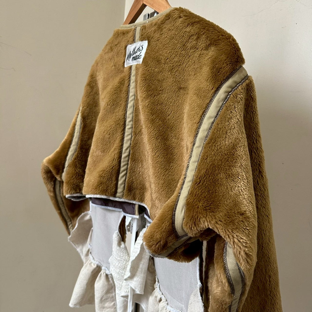 ボアベージュ白レースショットジャケット