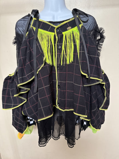 503240　肩リボンフリンジフリル2wayシャツ　（黒地に赤チェック）　Tussles attached plaid tops