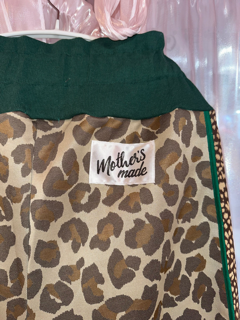 チュール付きヒョウ柄パンツ