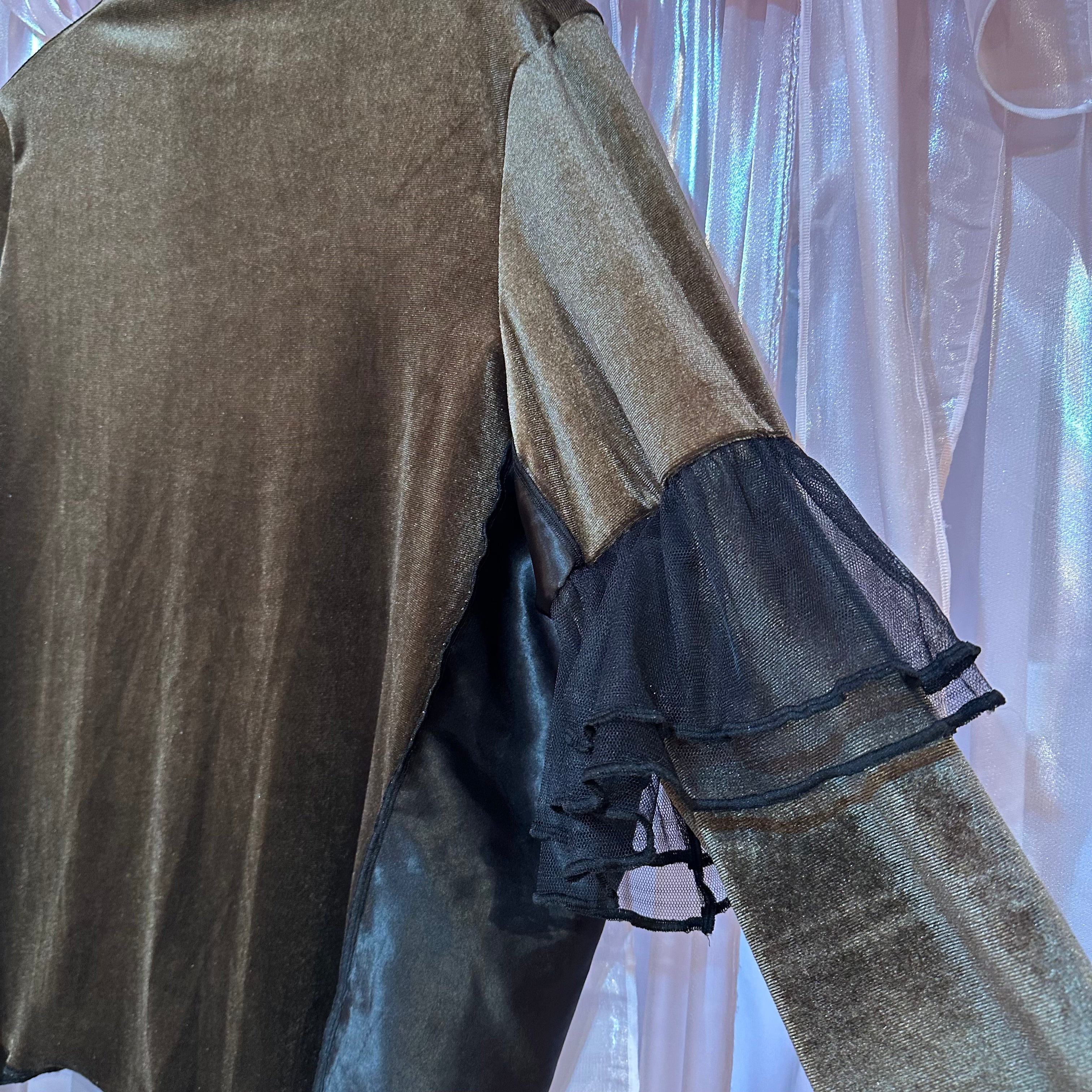 カーキベルベットトップス