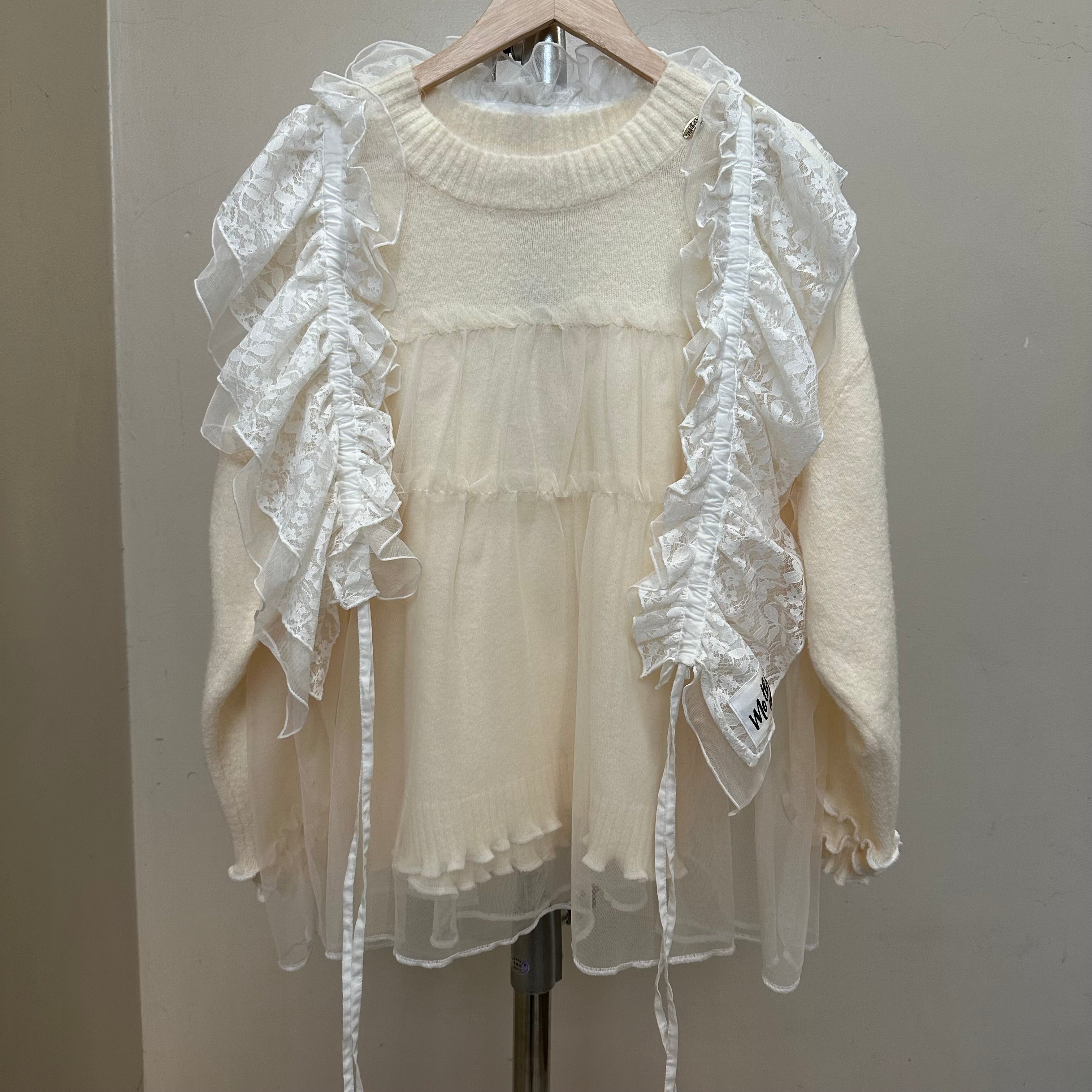 取り外し可能なレース付きチュールセーター