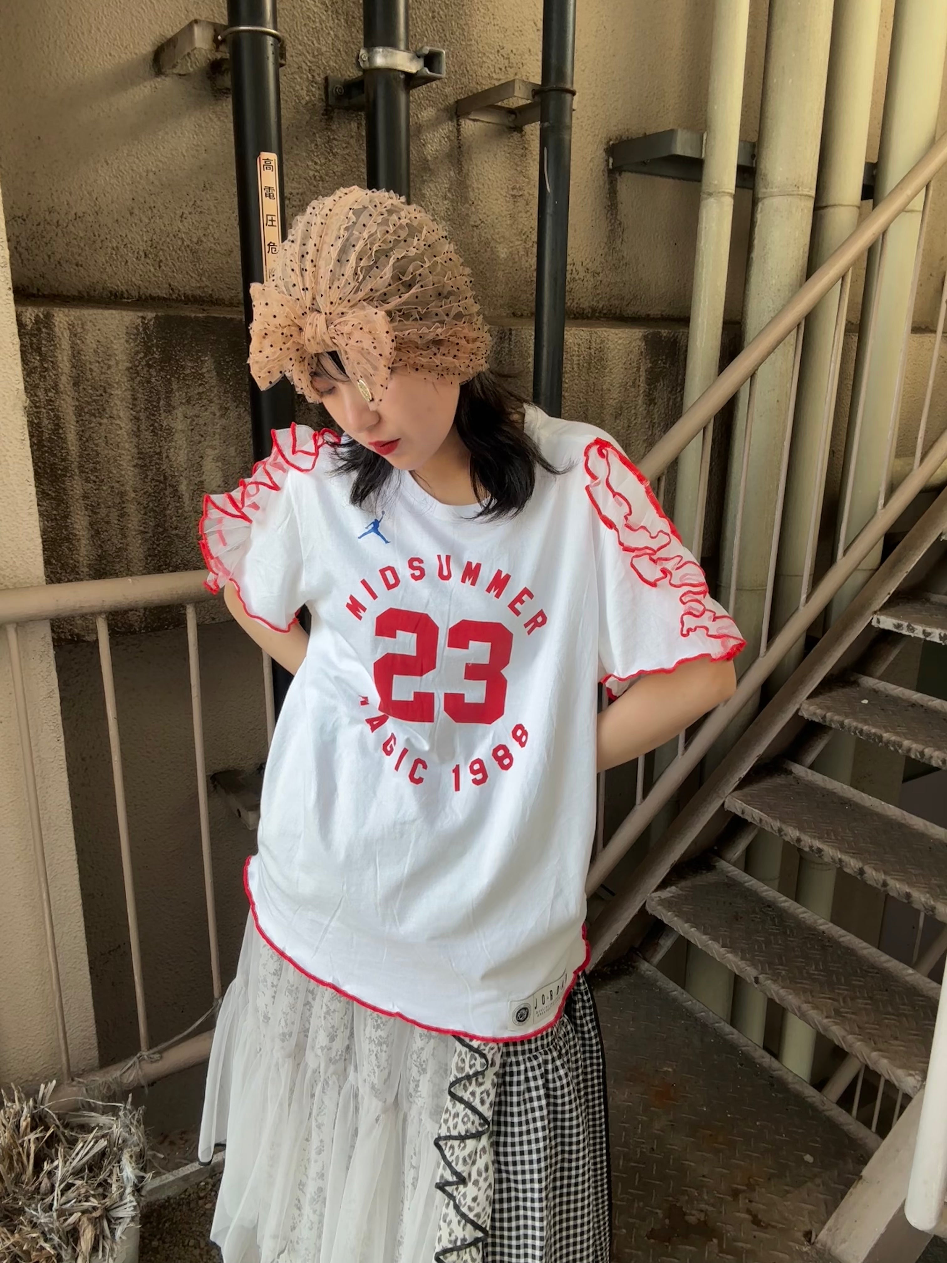 肩フリル付き半袖Tシャツ　