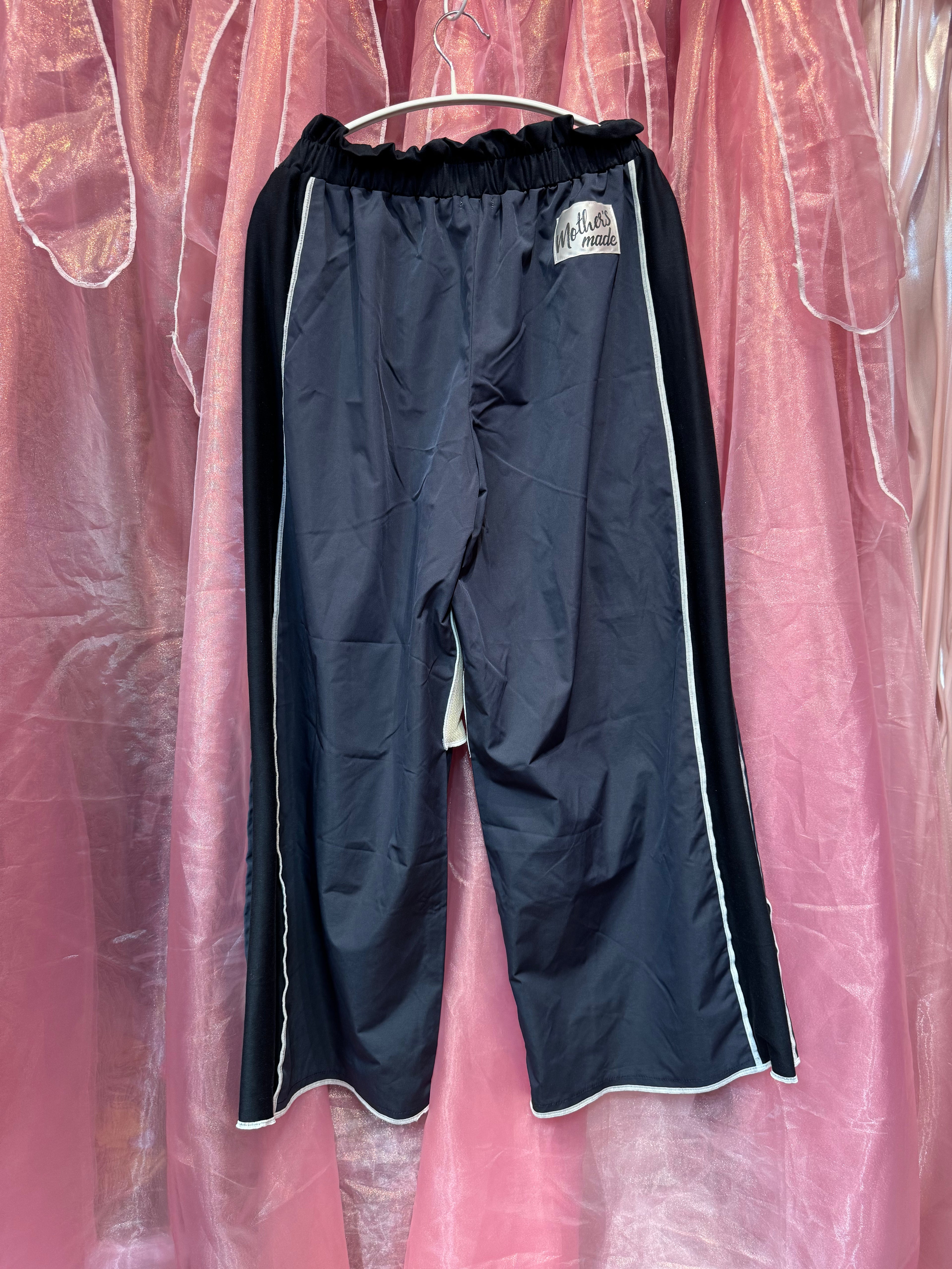 インスタライブ紹介商品・608501バラジャカード切替トラックパンツ(ネイビー)