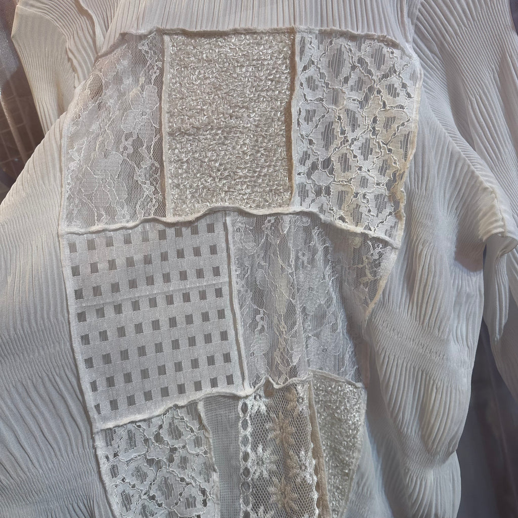 白レースパッチワークトップス